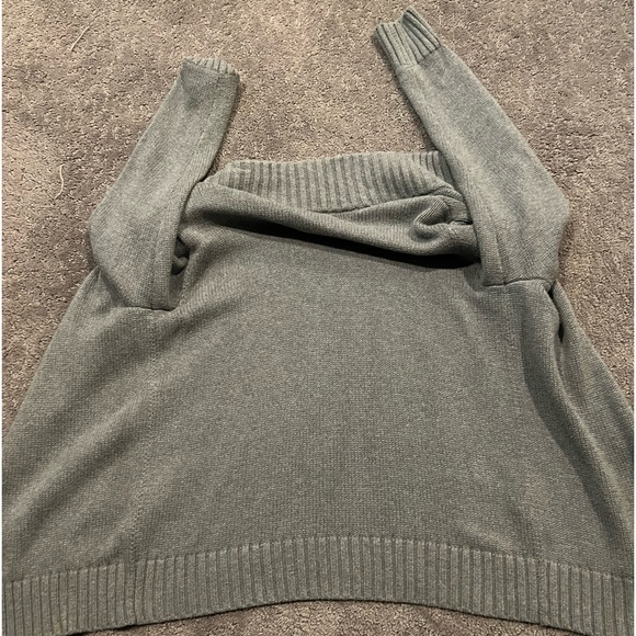 Grey Polo sweater - Picture 2 of 2